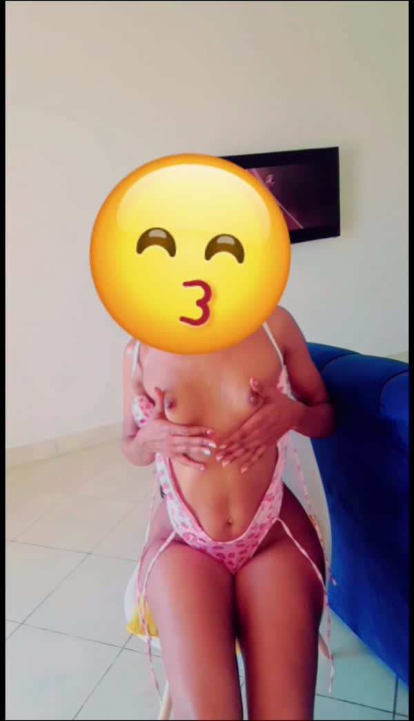 Nasty hottie for massage,outcall only ,video call and extras
